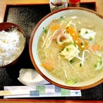 フリーダム - みそ汁定食