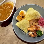 CURRY 西成クミン - 濃厚えびカレー+ご飯特盛+スパイス玉子