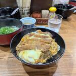 やぐら - ミニうどんが付いて、コスパ ◎ であります。