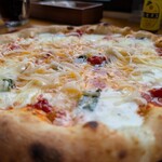 ハレルヤピザ - つっやつっや