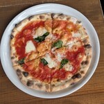 コムギlab - ピッツァ（マルゲリータ）