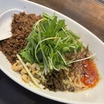 四川担担麺 阿吽 湯島本店 - 