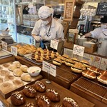 ARTIST BAKERY - 