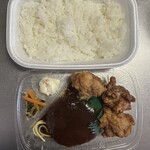ほっともっと - 料理写真:新・デミグラスハンバーグ＆から揚弁当 950円