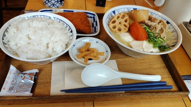 ごちたんページ 豚汁定食専門店ごちとん【公式】🥢 (@gotchton) / X