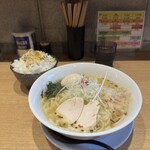 とりそば 翔 - 味玉とりそば