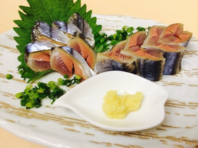 あだち - 秋刀鱼刺し