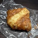 ラシーヌ ブレッド&サラダ - ◆クロワッサン　350円