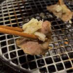 神戸牛焼肉&生タン料理 舌賛 - 