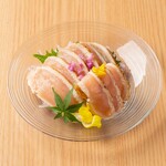 本格水炊きと博多もつ鍋 地鶏と九州料理 居酒屋 鳥邸 - 