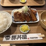 元祖豚丼屋TONTON - 