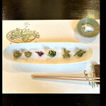 郷土料理ともん - 山菜の盛り合わせ　　byまみこまみこ