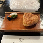 郷土料理ともん - 焼きおにぎりとお漬物　byまみこまみこ