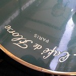 Cafe de Flore - テーブルも恰好いい