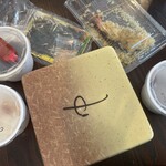 なぜ蕎麦にラー油を入れるのか。 新橋店 - 