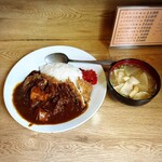 スワチカ - メンチカレーライス+とんかつトッピング、とん汁