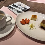 オステリア　デル　タンブーロ - ティラミスとコーヒー