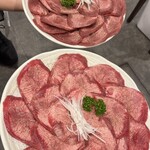 秋葉原 炭火焼肉 たん清 - 