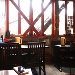 麺酒房 龍安 - 店内の様子