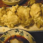 栄屋酒場 - カキ天　★★★☆