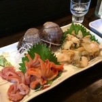 じなん坊 - 活赤貝と活ツブ貝