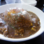 いずみカリー - 煮込みすじカリー温玉のせ＋激辛（ランチＢ：８５０円＋５０円）