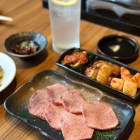 神戸牛焼肉 石田屋。Hanareの上 - 