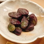 割烹 白鷹 - 赤空豆です。初めてでした