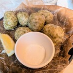 ワイン食堂 Lucky - 海苔たっぷりゼッポリーネ450円