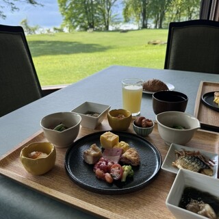 十和田プリンスホテル メインダイニング_0