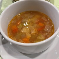 オステリア ガウダンテ 大阪駅前第4ビル店 - ミネストローネ