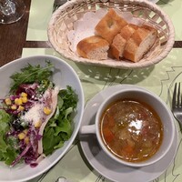 オステリア ガウダンテ 大阪駅前第4ビル店 - パスタランチ