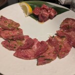 焼肉酒宴くいだおれはなれ家 - 