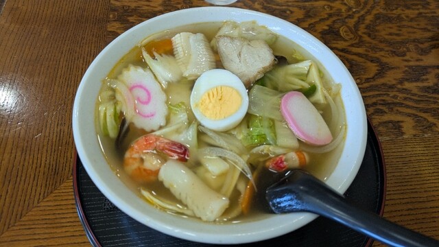 山形屋 - 岩切（食堂）の写真