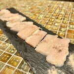 杏樹亭 - 薄切りミノ