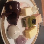 モンマルトル - 業●用のケーキたちと和菓子、チョコフォンデュ