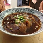 老董牛肉麺 - 料理写真:20140824 半筋半肉紅焼麺