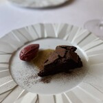 ラ・トゥーエル - 