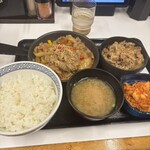 吉野家 - 