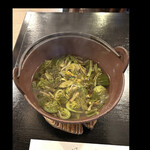 郷土料理ともん - 山菜鍋　　濃縮した山菜汁がヤバみ！　　byまみこまみこ