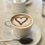 Milkyway Cafe - ②カプチーノ225PHP≒584円