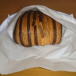 OLD NINE CROISSANT - 
