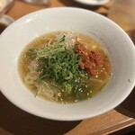 炭火焼肉ホルモン まるは - 