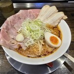 麺屋 一魂 - 特製エンマ味噌らーめん 1,370円