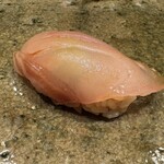 神田錦町 鮨たか晴 - 伊佐木（大分）