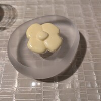 ベージュ アラン・デュカス 東京 - 