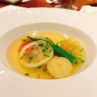 カントニーズ 燕 - 