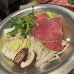 水炊き吟醸もつ鍋 由乃 - 