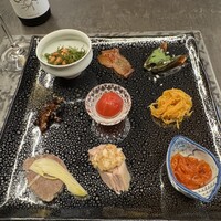 中華じげん - 定番安定の美味しさ✨ジャガイモの細切り炒めを発酵させた白菜で和えたのが新しく美味しかったです。