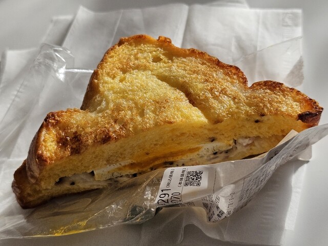 ホルン さくら野百貨店 青森本店 &ndash; 新鮮なパンと焼き菓子の専門店